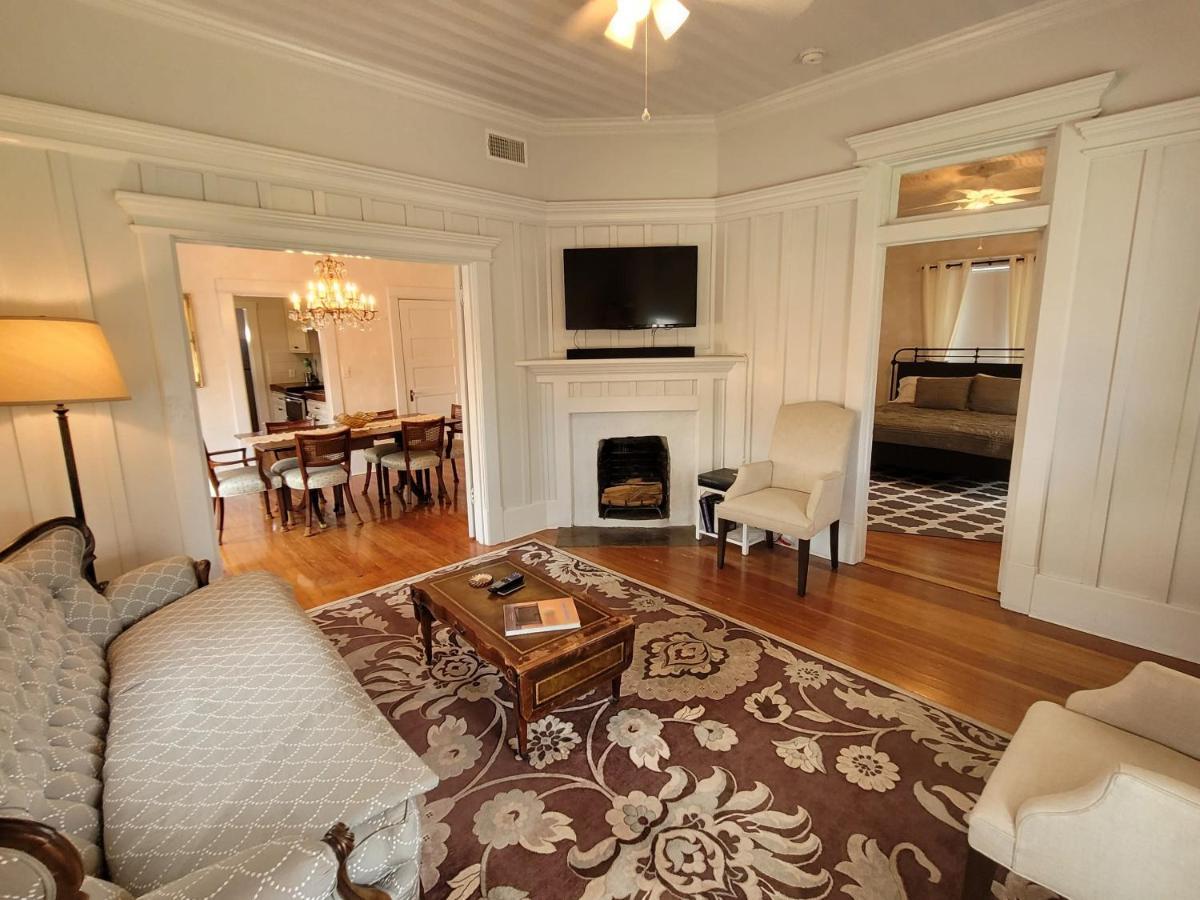 Villa Holland House - Historic And Sophisticated Alpine Esterno foto