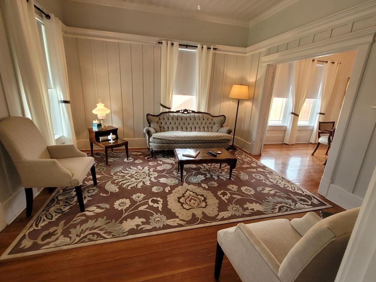 Villa Holland House - Historic And Sophisticated Alpine Esterno foto