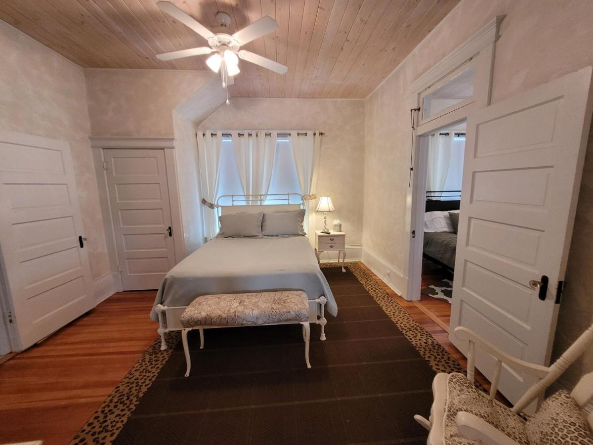 Villa Holland House - Historic And Sophisticated Alpine Esterno foto