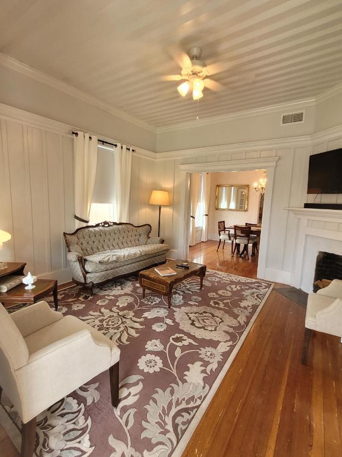 Villa Holland House - Historic And Sophisticated Alpine Esterno foto